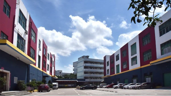 找pet盒廠家找深圳萬(wàn)利，優(yōu)質(zhì)透明pet盒子供應(yīng)商！